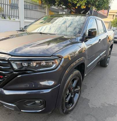 RAM RAMPAGE 2.0 HURRICANE 4 TURBO GASOLINA R/T 4X4 AUTOMÁTICO